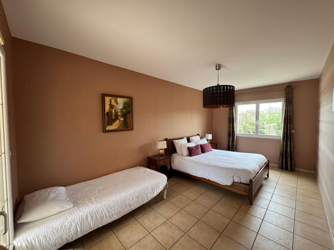 Bedroom, Gite du Mercadal Les Pujols, Ariège