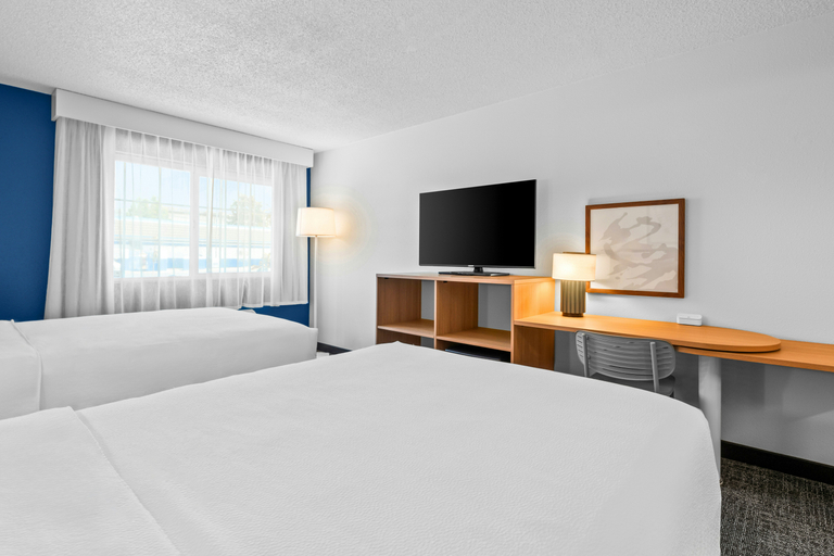 Bedroom 4, Spark by Hilton Modesto, Stanislaus