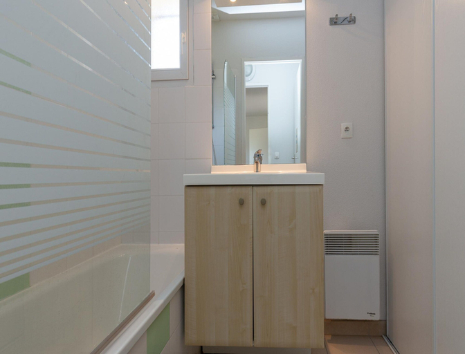 Bathroom 3, Spacious House Near Ondres Beach, Landes