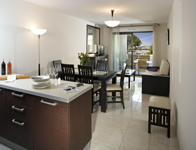Living room 4, Marina Apartment With Terrace, Alpes-Maritimes