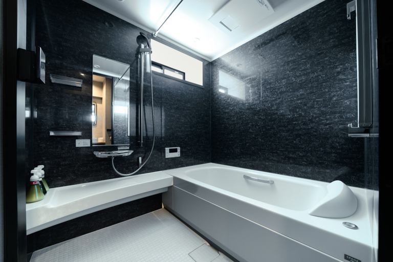 Bathroom 5, ulu Tokyo, Chūō