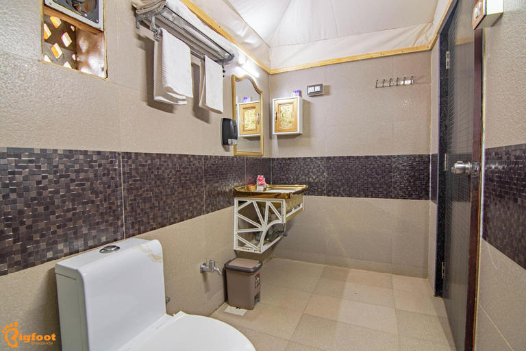 Bathroom 4, Natures Dreamland Holiday Homes, Nashik