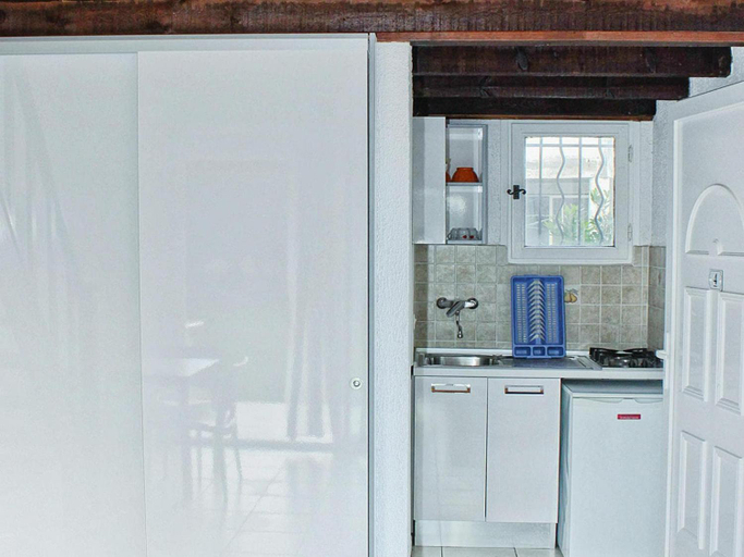 Kitchen 2, Apartment in Corsica near Sandy Beach, Haute-Corse