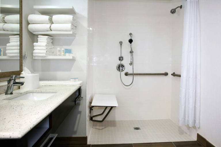 Bathroom 5, Hampton Inn & Suites Baltimore/Aberdeen, Harford