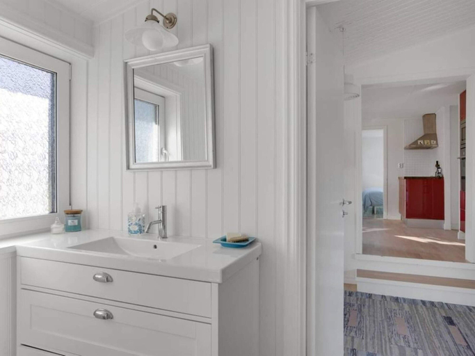 Interior 5, 5 Star Holiday Home in Hjalteby, Tjörn