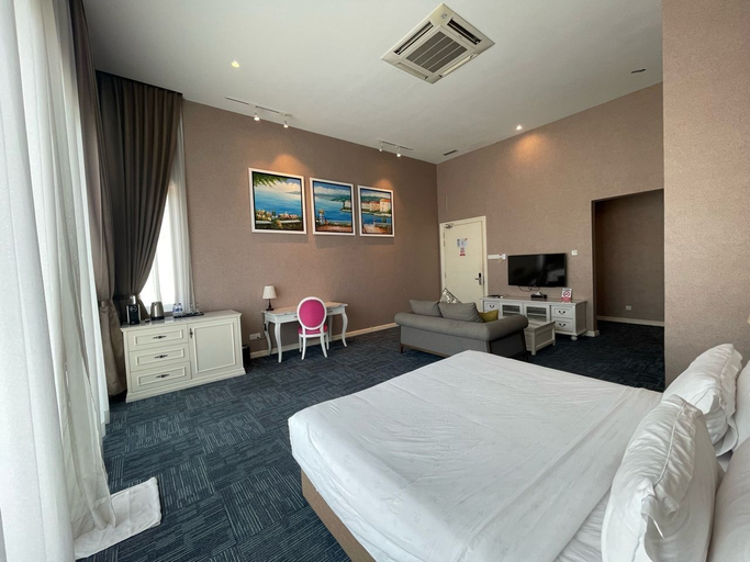 Bedroom 5, Casa Bianca, Kluang
