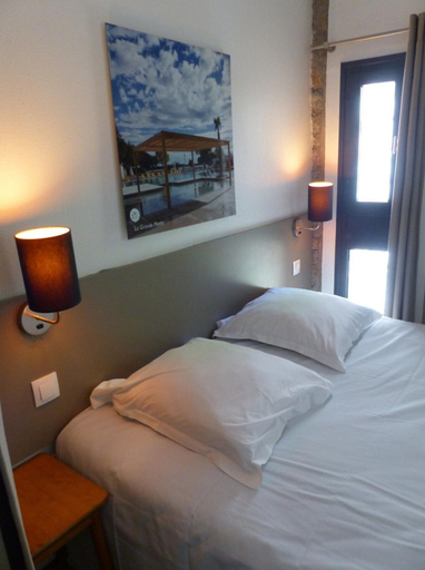 Room 2, Family Mezzanine Cottage in Ardeche, Ardèche