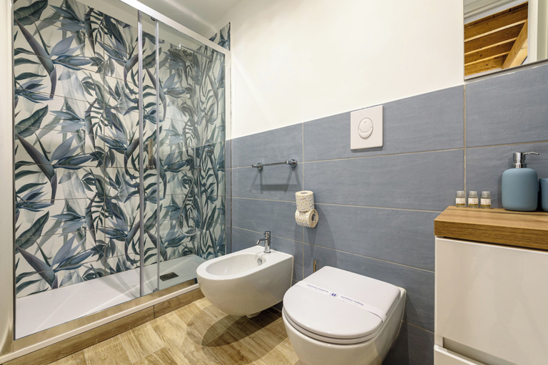 Bathroom 4, Vico Sedil Capuano 21 - Appartamento 2, Napoli