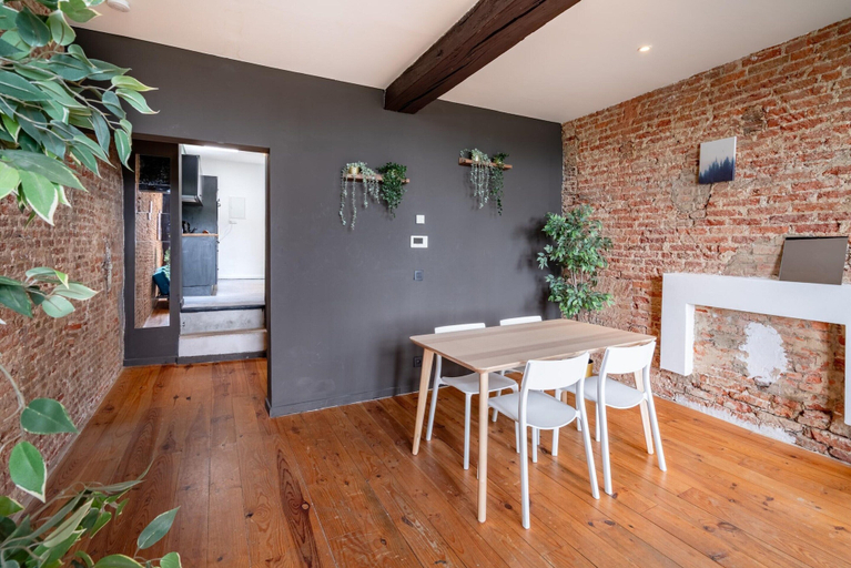 Living room 3, Riverfront apartment for 9-guests, Antwerpen