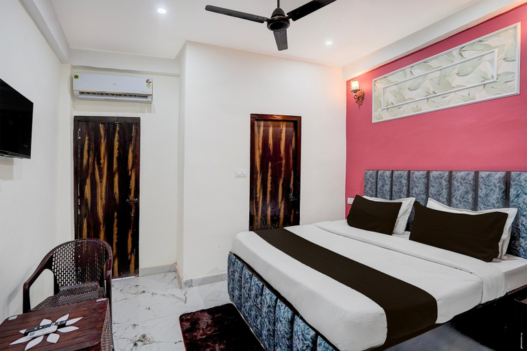 Room 2, Hotel O Gaur City Centre Noida, Gautam Buddha Nagar