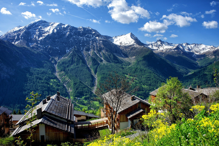 Exterior 3, 4-guest Studio With Mountain View, Hautes-Alpes