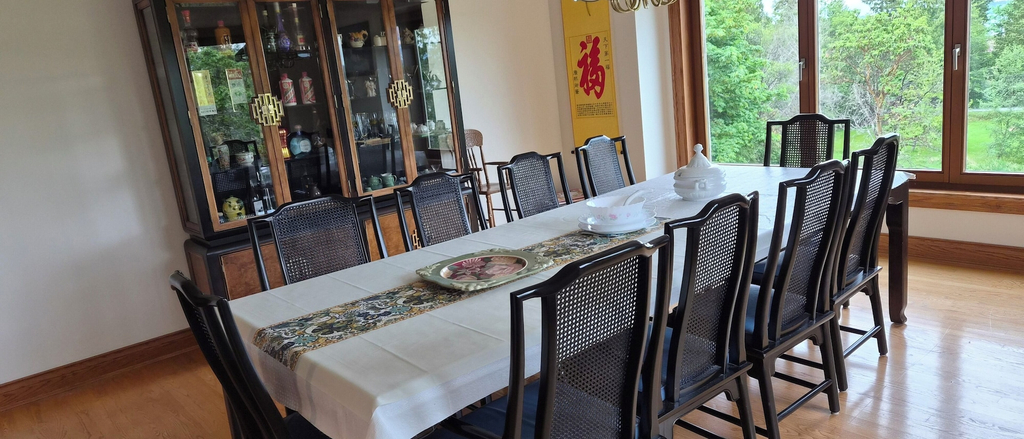 Dining, Blue Harbor Luxury Estate, Cowichan Valley