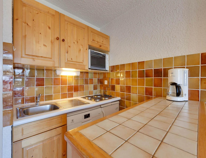 Private kitchen, Bright Apartment Close to Ski-slopes, Isère