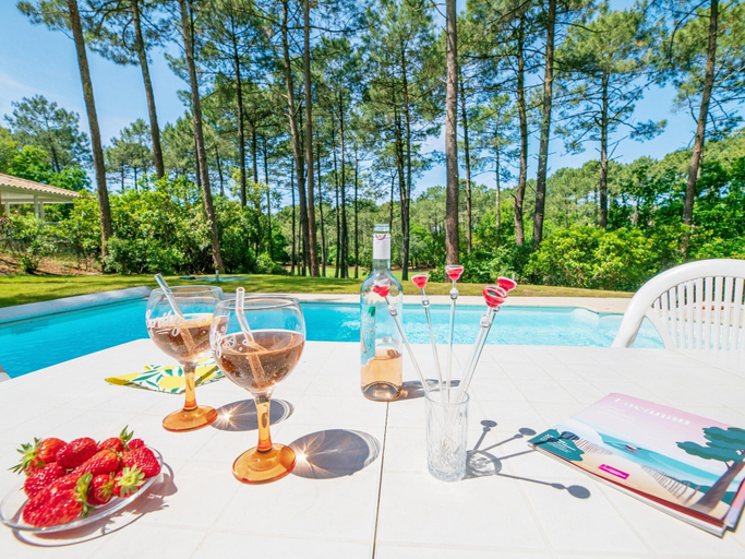 Pool 3, 10-guest Eden Parc Golf Villa With Pool, Gironde