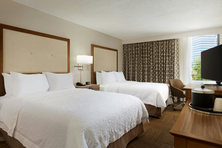 Bedroom 3, Hampton Inn Atlanta-Buckhead, Atlanta