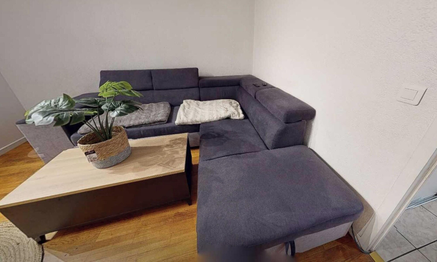 Living area 3, Private Room in a Shared Flat - Lyon 8, Rhône