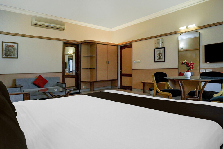 Room 3, Suite Hotel Harmony, Rajkot