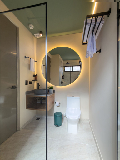 Bathroom 5, Urbit Garden Hotel, Medellín