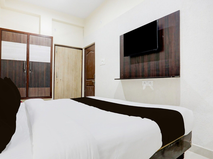 Room 3, Deluxegopal Singh Niwas, Varanasi