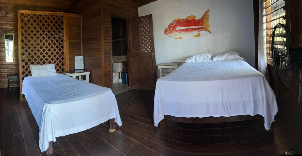Others 4, LOTO'S House, Roatán
