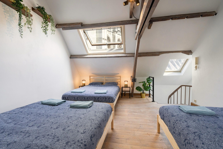 Room 3, Charming 12 person apartment, Antwerpen