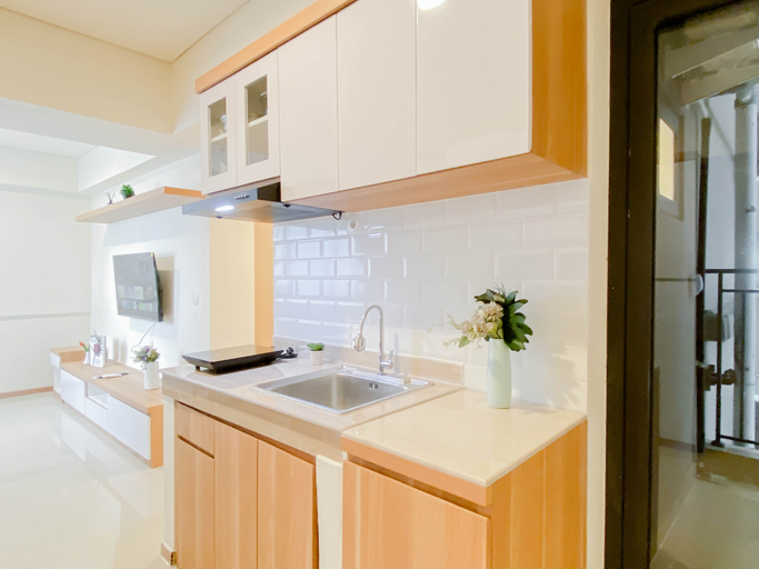 Others 4, Cozy Earth-Tone 2BR Apartment Meikarta District 1 By Travelio, Cikarang