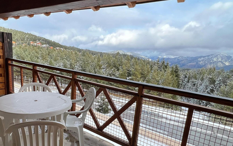 Balcony, Attractive Studio in Bolquere, Pyrénées-Orientales