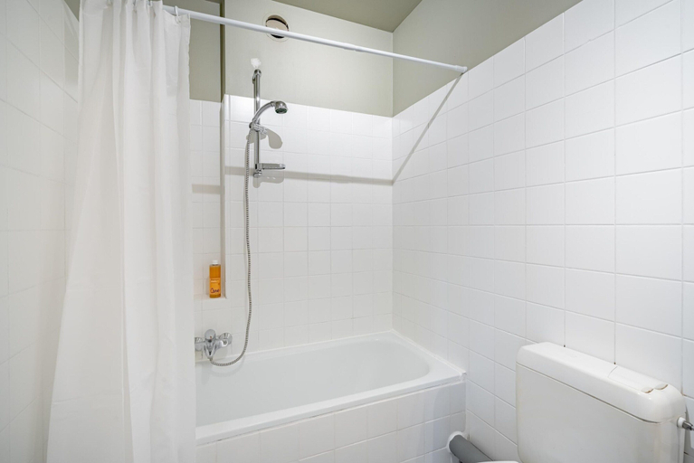 Bathroom 5, Amazing apartment in Antwerp, Antwerpen