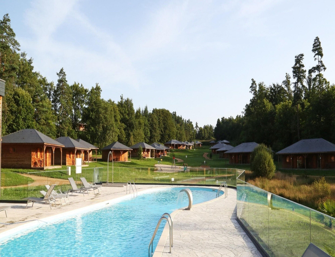 Pool 4, Cabin Near Meyrignac Lake, Corrèze