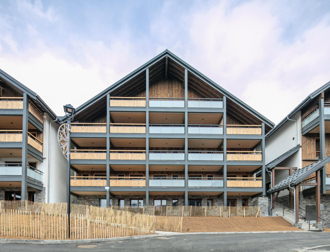 Exterior 5, 10-person Apartment With Balcony, Isère