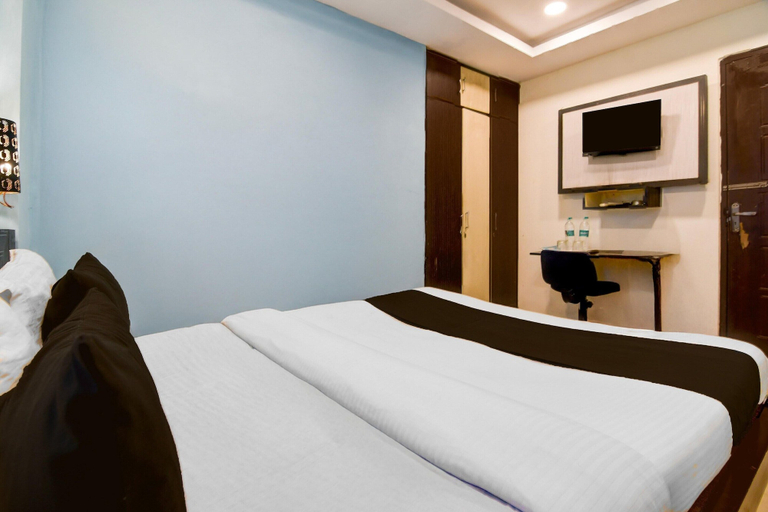 Room 2, Saver Single A&M Regency, North 24 Parganas