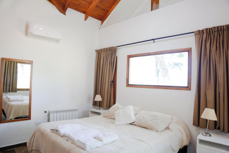 Room 2, Mell Mell en la Sierra, Tandil