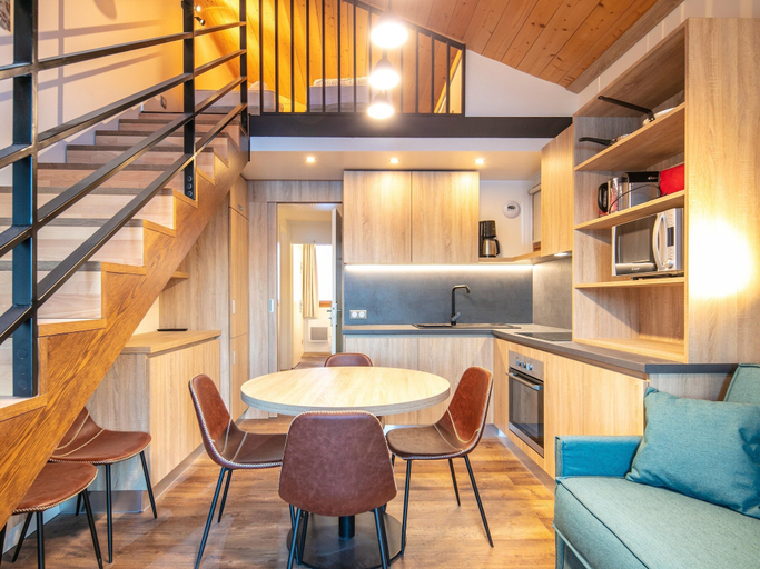 Private kitchen 4, Accessible Alpine Stay for Five, Savoie