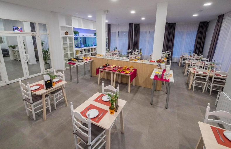 Food & Drinks 5, Hotel Checkin Victoria, Girona