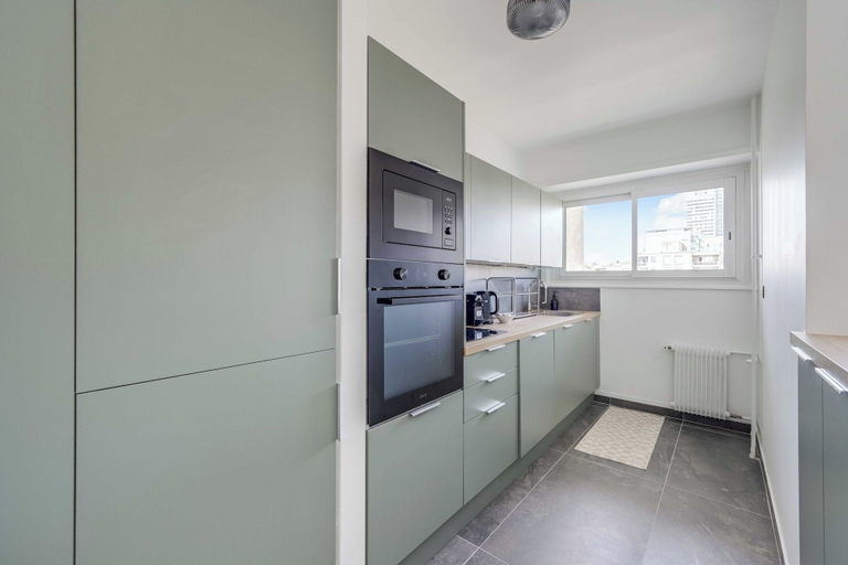 Private kitchen 4, Bright Flat - 1bdr/4p- Near Paris and La Defense, Hauts-de-Seine