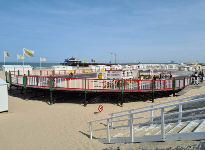 View from property 3, Beautiful Seaview Apartment for 4, West-Vlaanderen