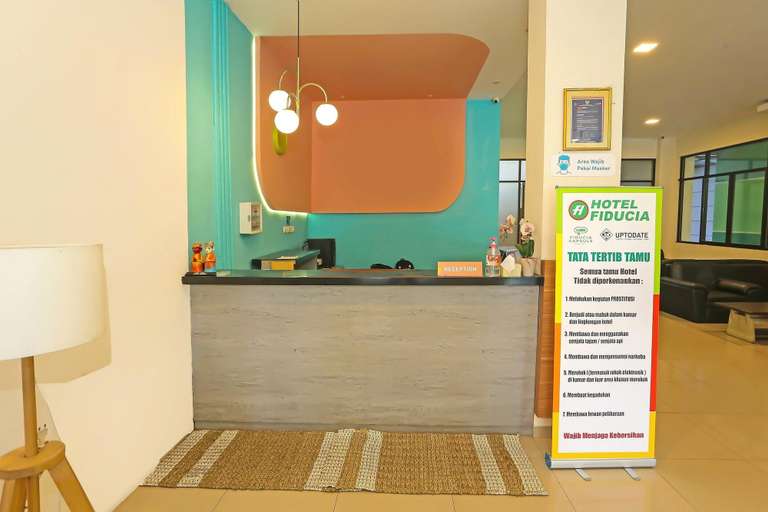 Reception 2, Luxury Deluxe DBL Retreat W/ Free Wifi and Parking, Central Jakarta