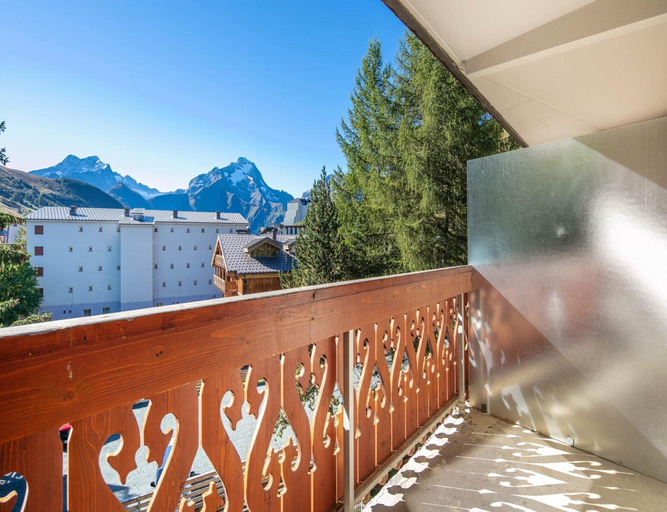 Balcony, Family Studio in Les Deux Alpes, Isère