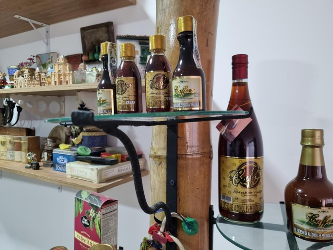 Food & Drinks 5, Hostal Cafe San Bernabe, Santafé de Bogotá