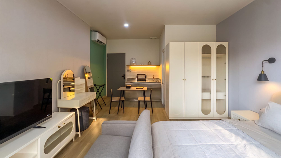 Room 2, Beranda Greenville, West Jakarta