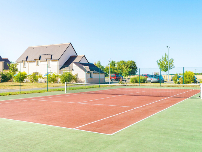 Sport court, Azay-le-rideau Castle Retreat, Indre-et-Loire