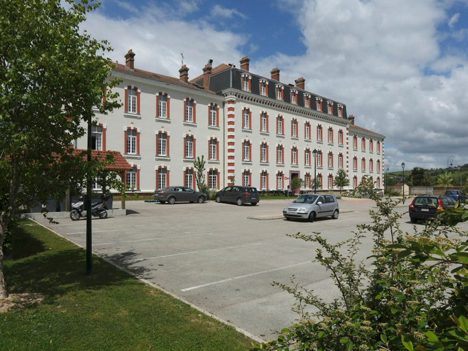 Primary image