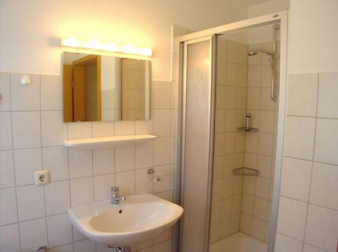 Bathroom, Ferienwohnung in Wenkendorf mit Garten, Ostholstein
