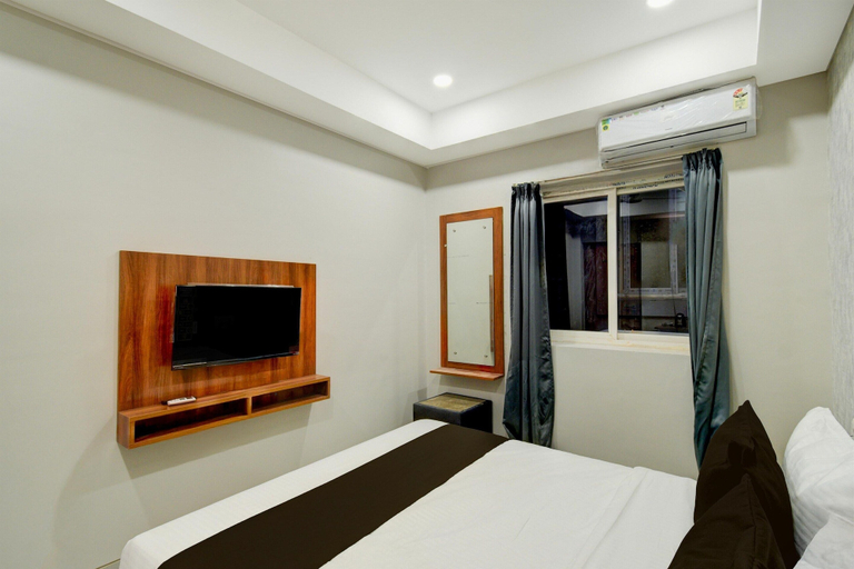 Room 3, Super Deluxe Roommiyapur Metro Station, Ranga Reddy
