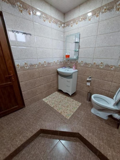 Bathroom 3, Igor Bed and Breakfast