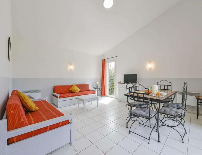 Living room 5, Provence Villa for 8 With Private Pool, Vaucluse