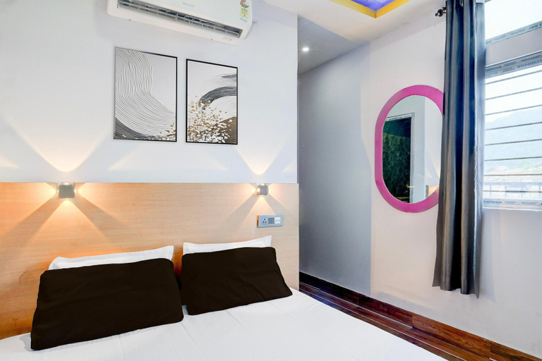 Room 2, Super Hotel O Garchuk Market, Kamrup
