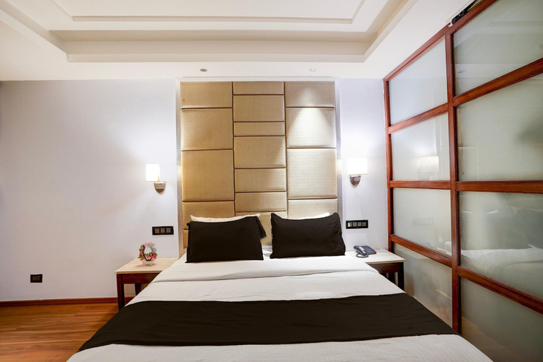 Room 5, Super Deluxe Room ORR Marathahalli, Bangalore