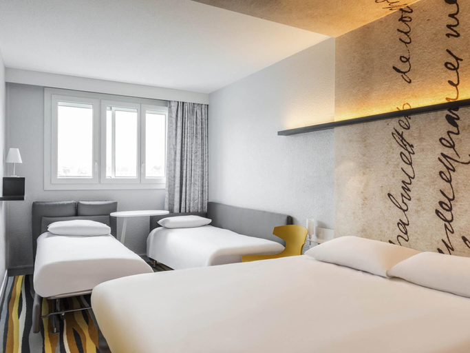 Bedroom 2, ibis Styles Meaux Centre, Seine-et-Marne