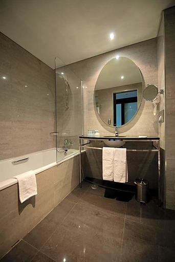 Bathroom 4, Vila Gale Lagos Hotel, Lagos